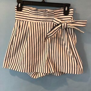 Zara navy and white shorts